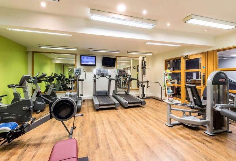 בית מלון כפרי Mercure Nottingham Sherwood