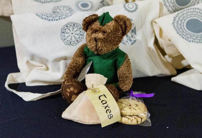 בית מלון כפרי Mercure Nottingham Sherwood