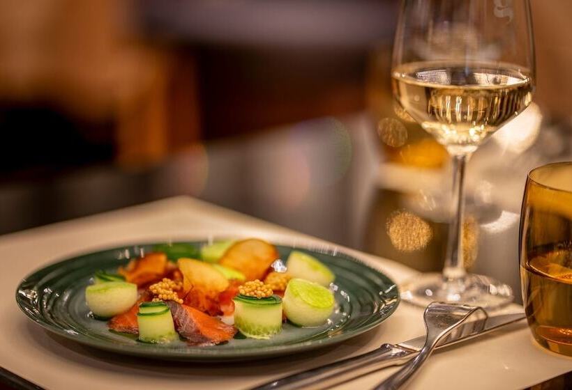 هتل Munich Marriott