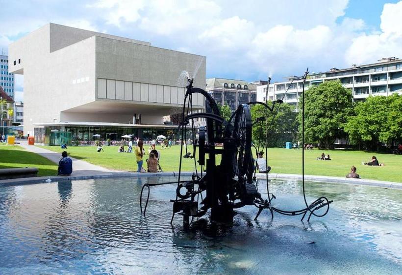 Отель Nh Fribourg