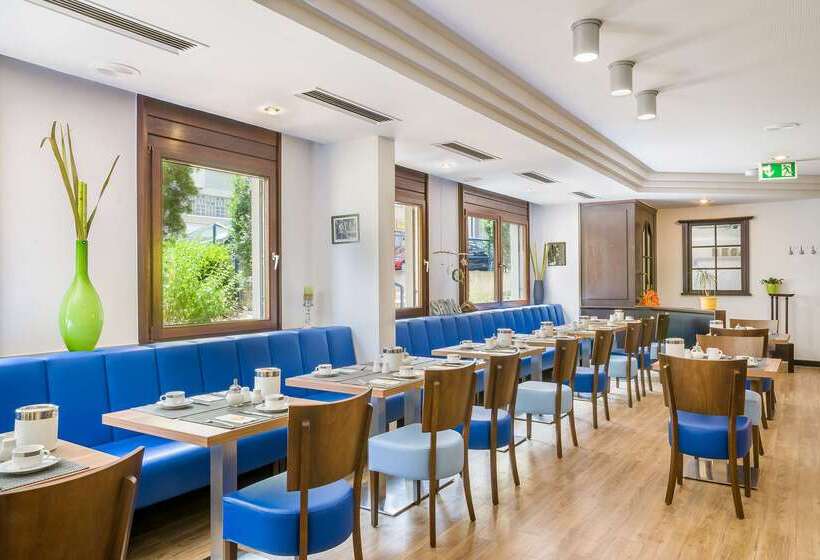 בית מלון כפרי Rega