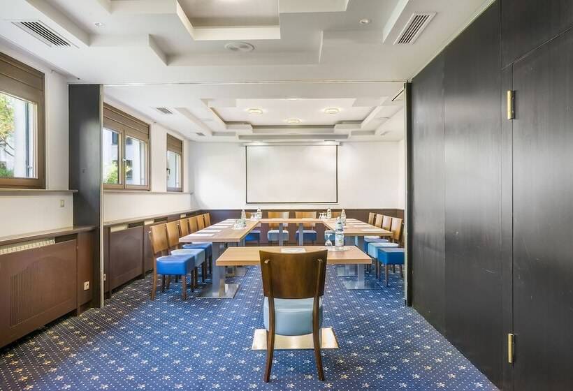 בית מלון כפרי Rega