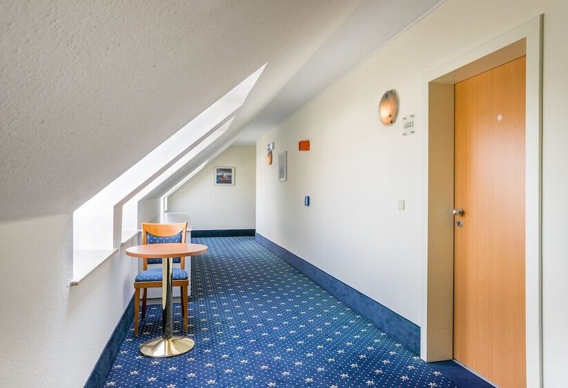 בית מלון כפרי Rega