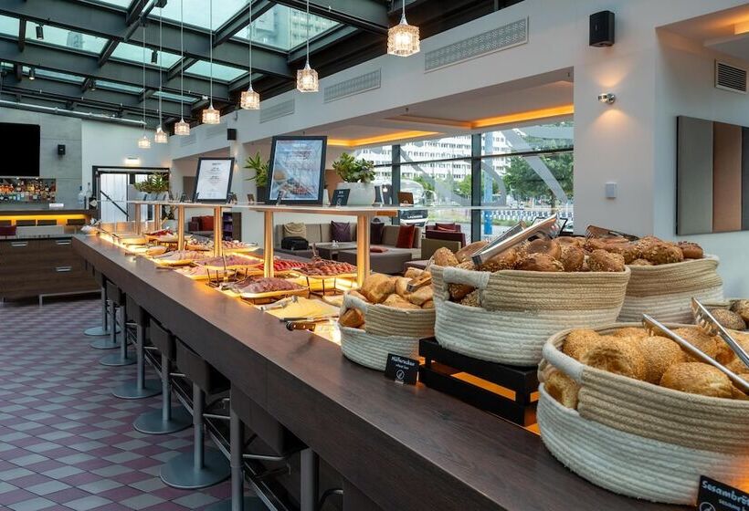 Hotel Park Inn By Radisson Berlin Alexanderplatz