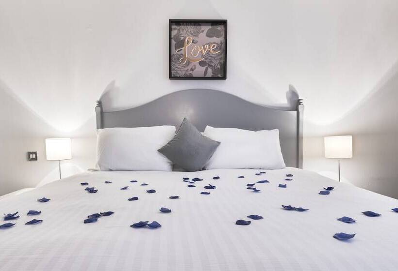 בית מלון כפרי Park Inn By Radisson Cardiff City Centre