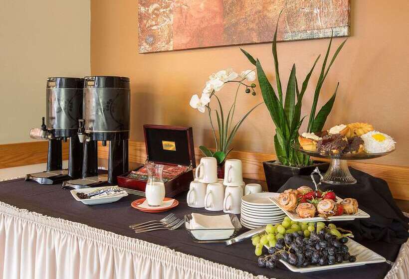 Radisson Hotel Portland Airport