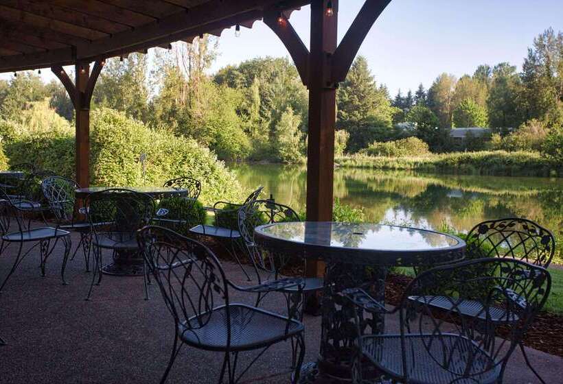 Radisson Hotel Portland Airport