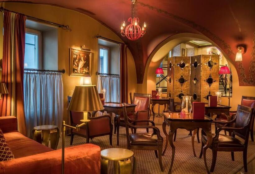 هتل Relais & Chateaux Stikliai