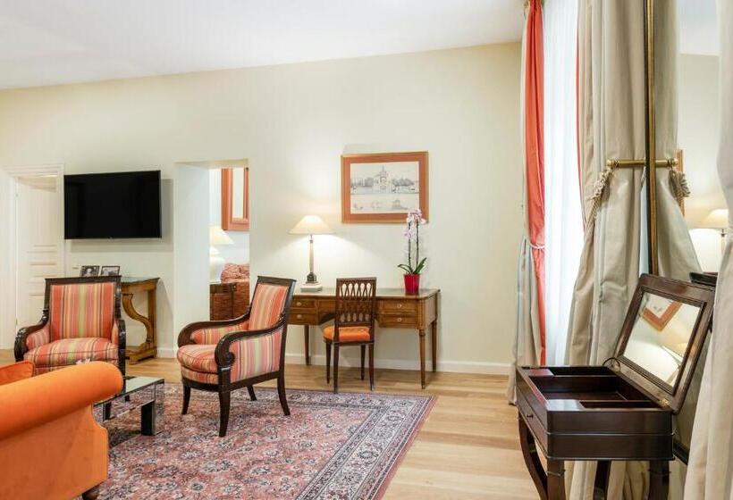 هتل Relais & Chateaux Stikliai