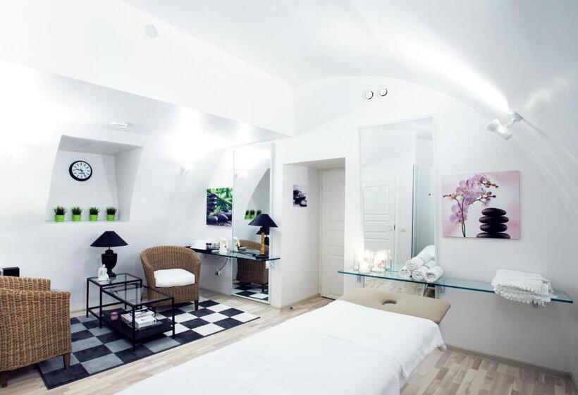 هتل Relais & Chateaux Stikliai