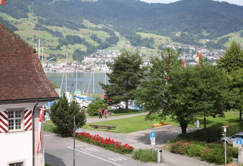 酒店 & Restaurant Rössli