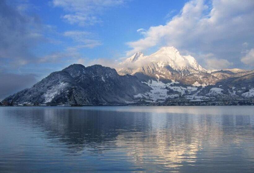 酒店 & Restaurant Rössli