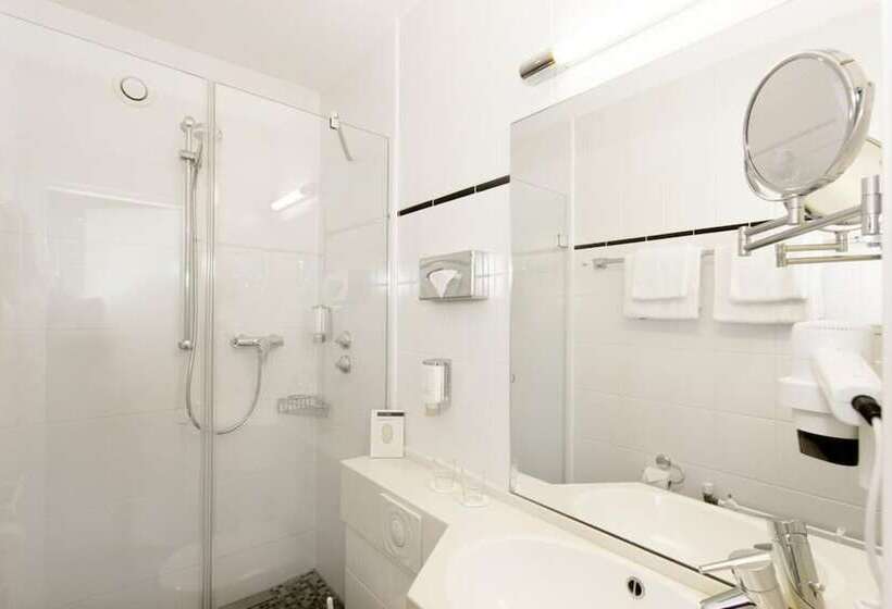 Отель Scala Frankfurt City Centre