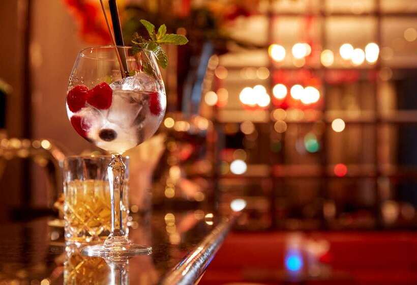 Отель Schweizerhof Zurich