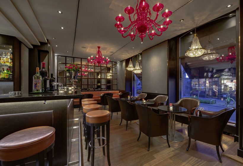 Отель Schweizerhof Zurich