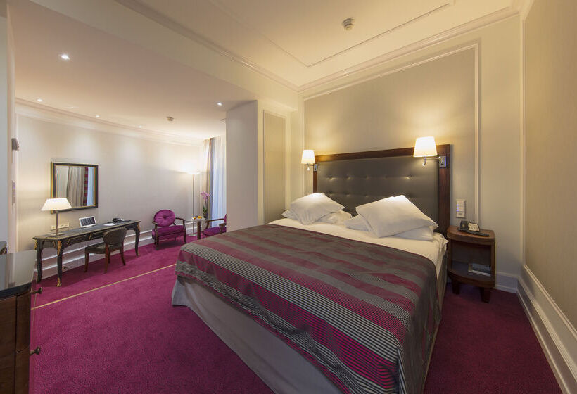 Отель Schweizerhof Zurich