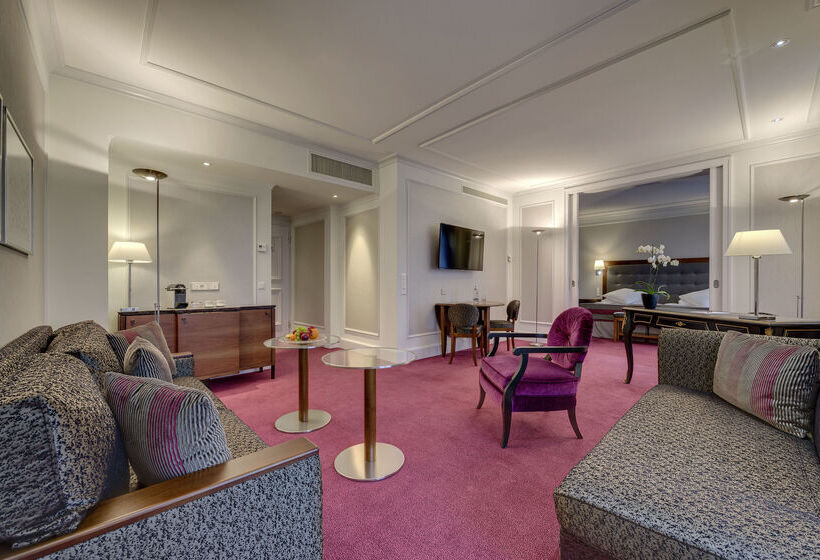 Отель Schweizerhof Zurich