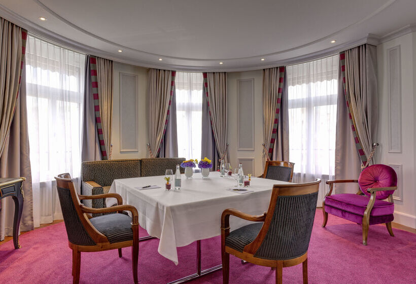 Отель Schweizerhof Zurich