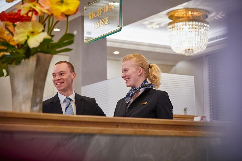 Отель Schweizerhof Zurich