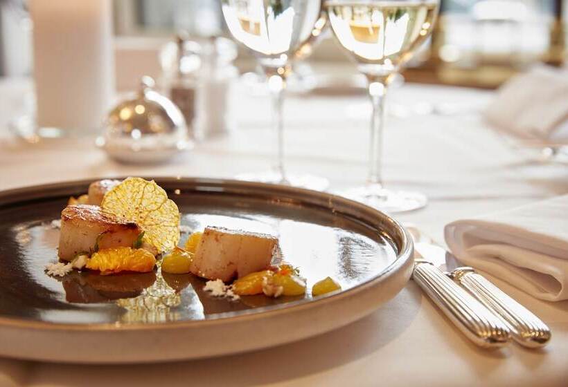 Отель Schweizerhof Zurich