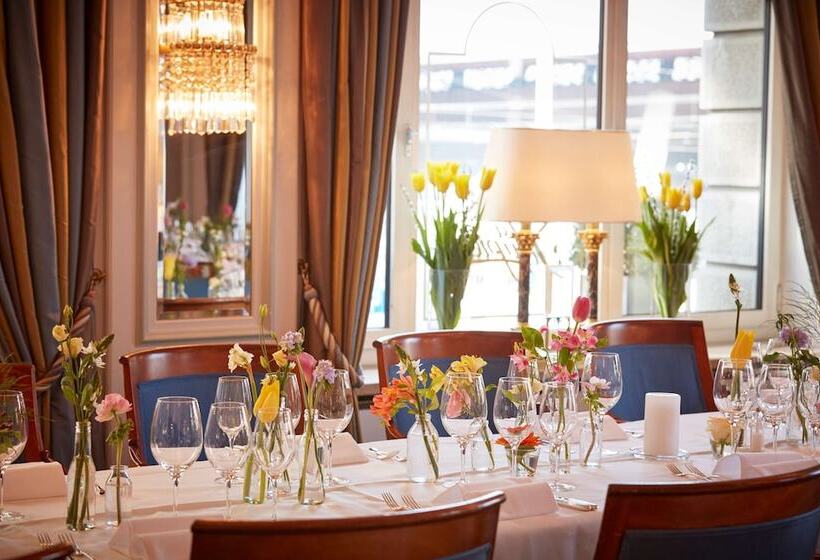 Отель Schweizerhof Zurich