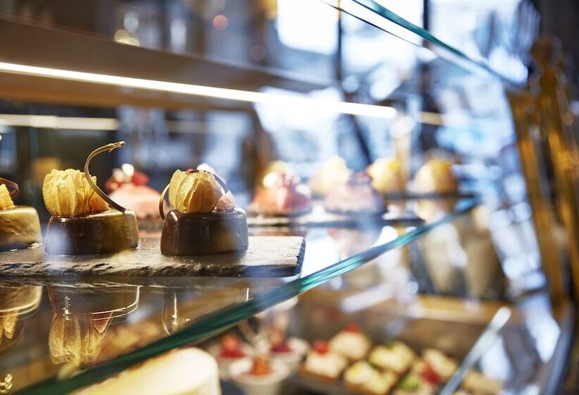 Hotel Schweizerhof Zurich