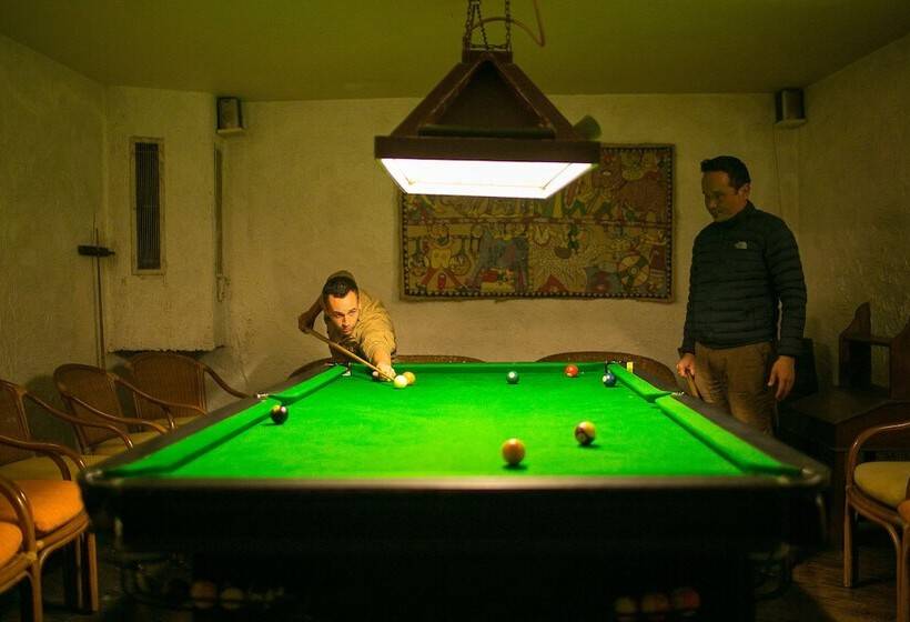 酒店 Shangri La Village Resort