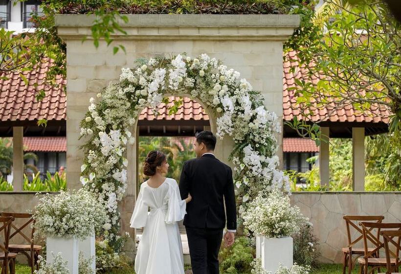 호텔 Mustika Yogyakarta Resort & Spa