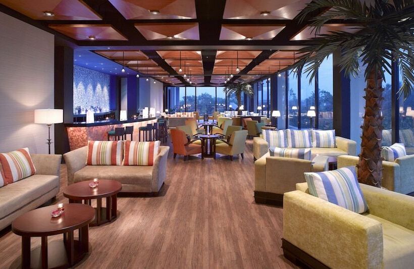 هتل Mustika Yogyakarta Resort & Spa