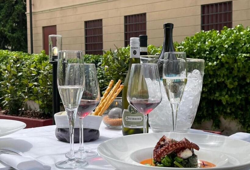 Shg Hotel De La Ville