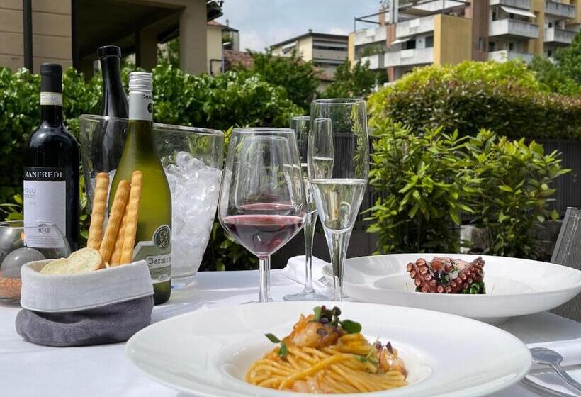 Shg Hotel De La Ville