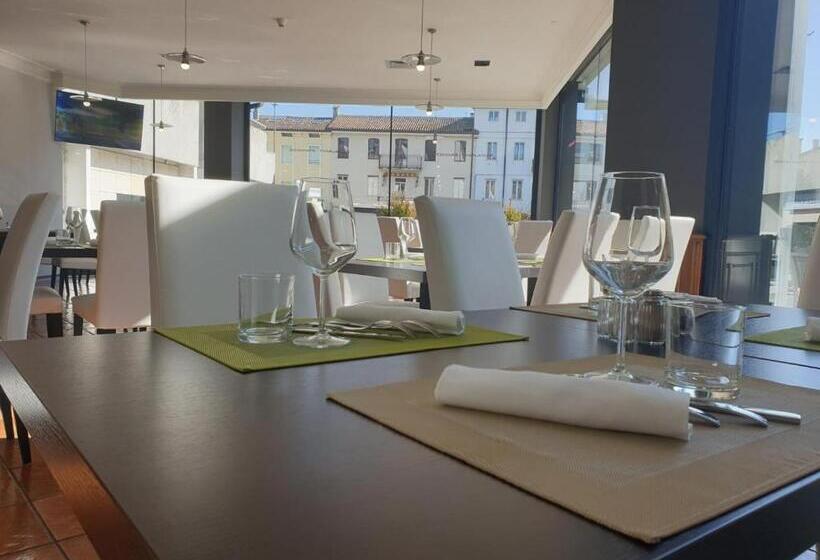 Shg Hotel De La Ville