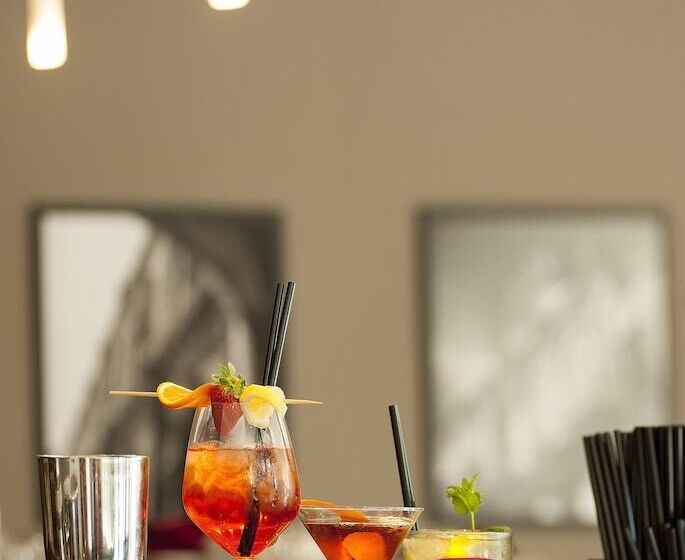 Shg Hotel De La Ville