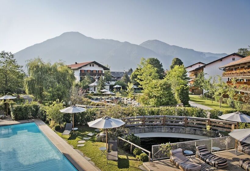 ホテル Spa & Resort Bachmair Weissach, Luxury Family Resort