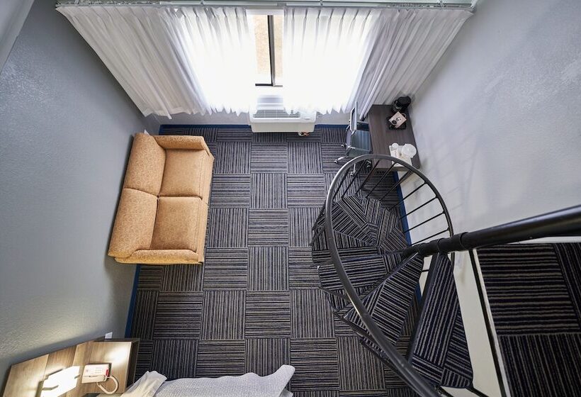 酒店 Admiralty Inn & Suites   A Red Collection