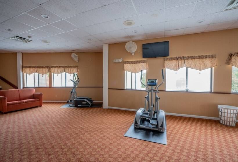 酒店 Admiralty Inn & Suites   A Red Collection