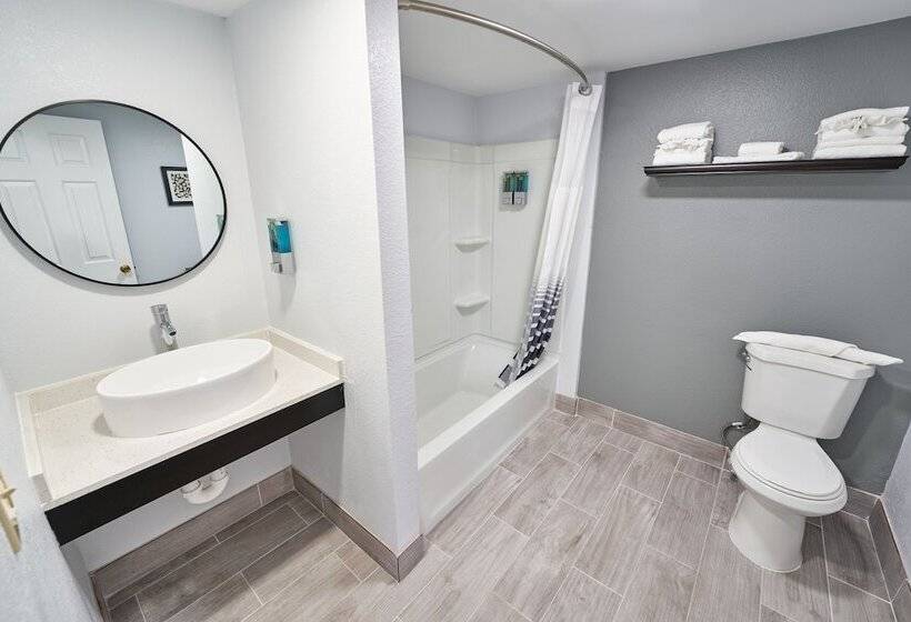 酒店 Admiralty Inn & Suites   A Red Collection