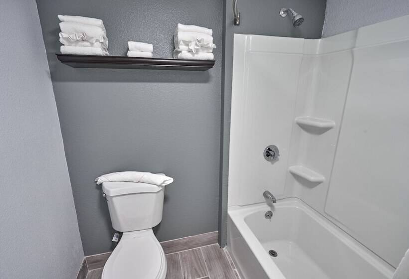 酒店 Admiralty Inn & Suites   A Red Collection