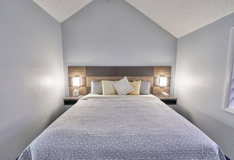 酒店 Admiralty Inn & Suites   A Red Collection