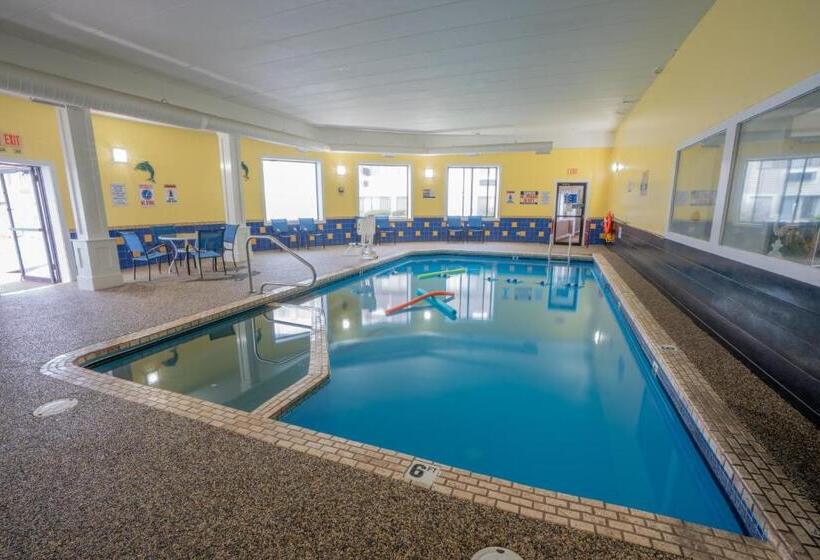 酒店 Admiralty Inn & Suites   A Red Collection