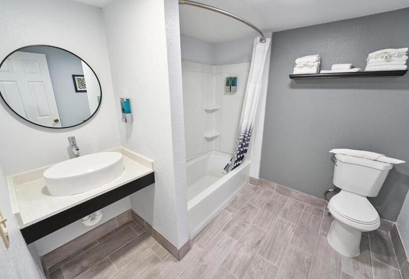 酒店 Admiralty Inn & Suites   A Red Collection