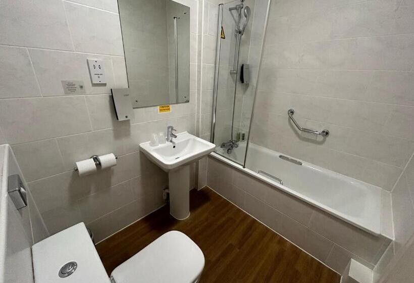 Отель The County