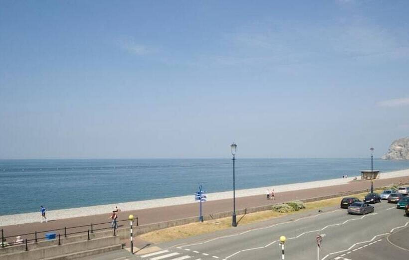 Отель The County