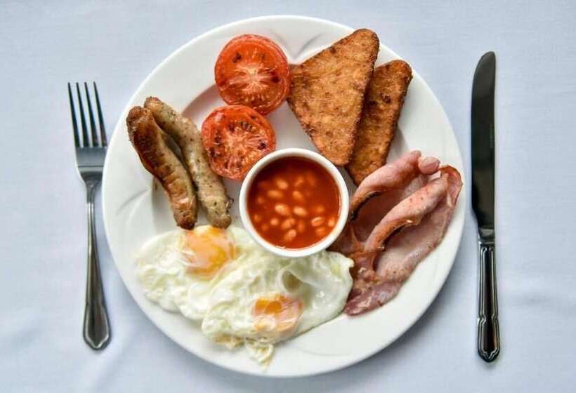 Отель The County