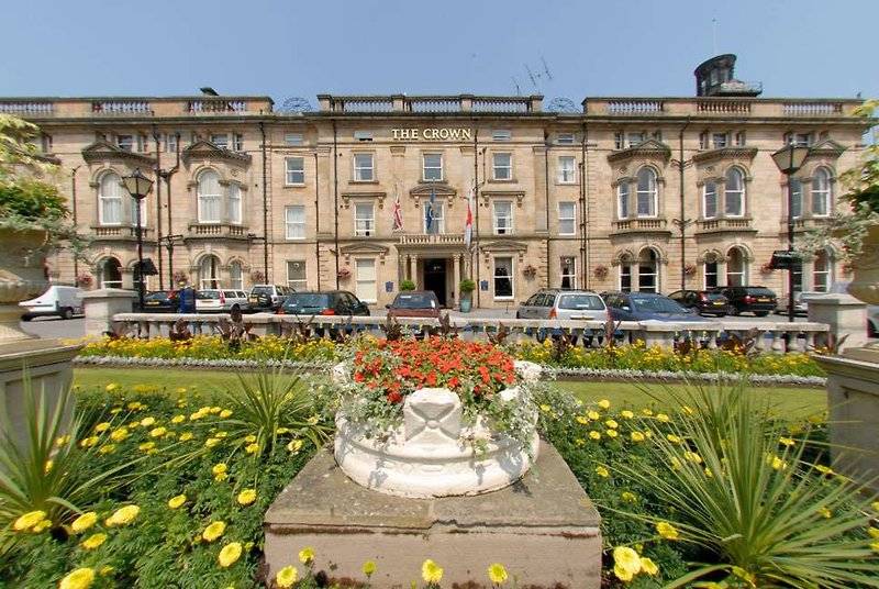 בית מלון כפרי The Crown