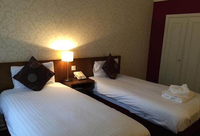 בית מלון כפרי The Crown