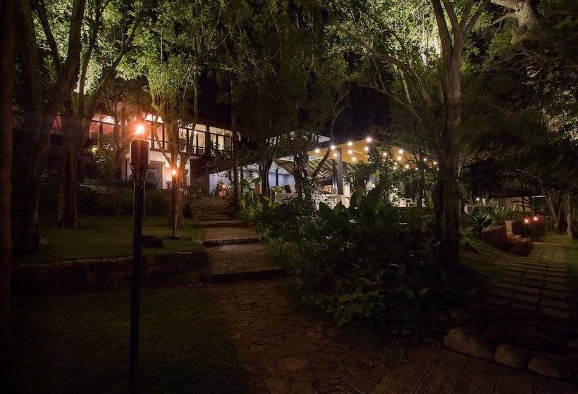 فندق The Deer Park