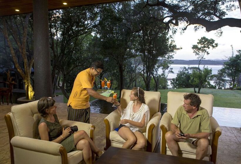 فندق The Deer Park