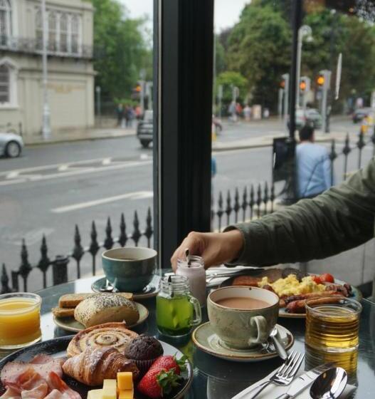 בית מלון כפרי The Mont