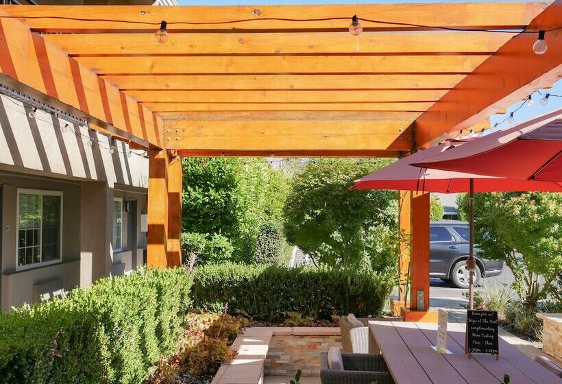 The Nest Hotel Palo Alto